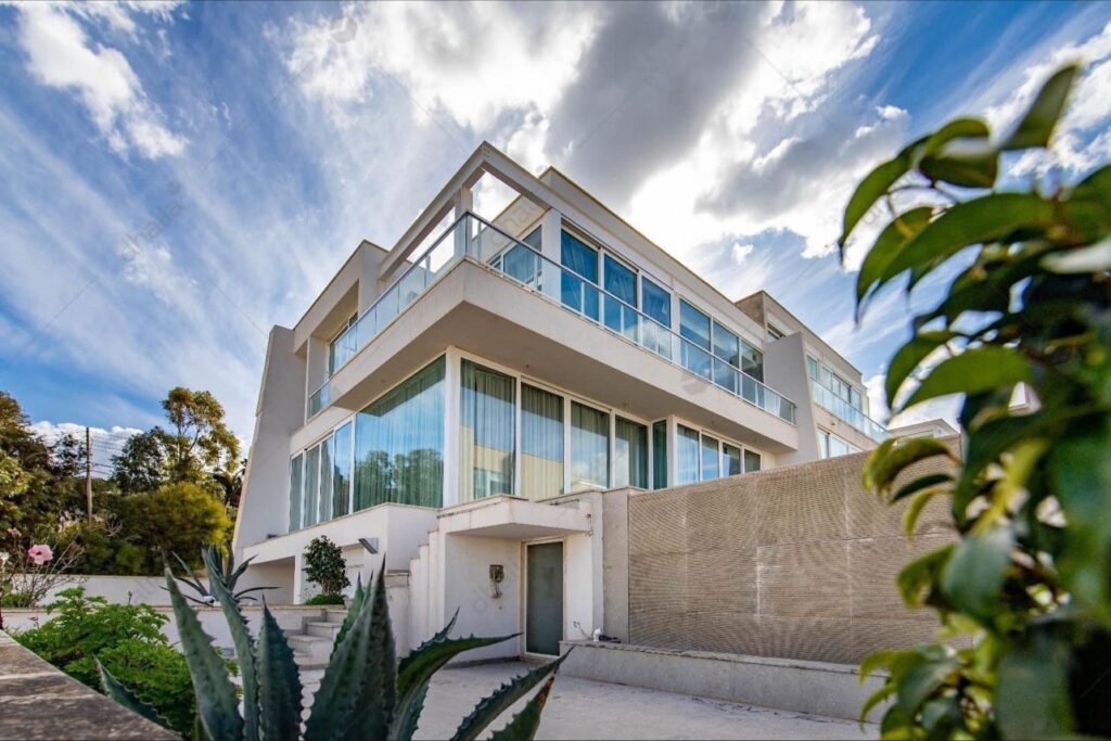 Villa Madliena
6000€